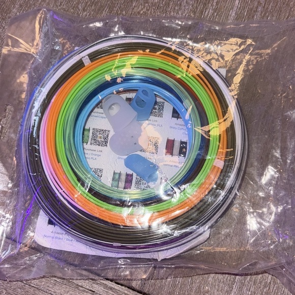 NWOT MYNT3D Printing Pen with extra PLA filament - Picture 4 of 5